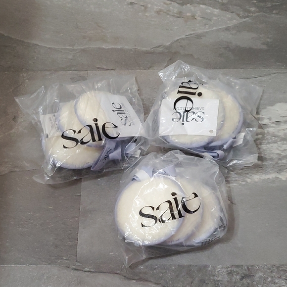 NWT 9 Saie Reusable Cleansing Pads. Beauty Rounds. (3 Packs Of 3). Cream, Purple - Picture 1 of 3
